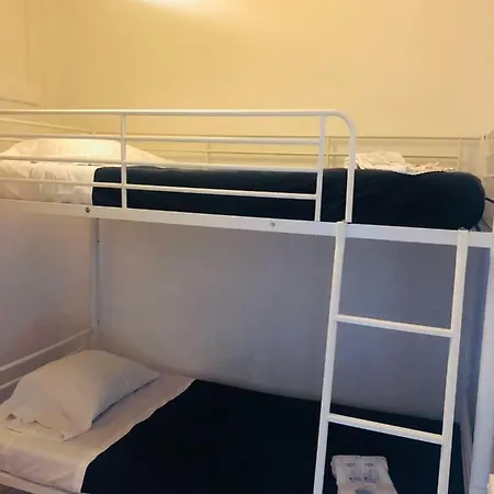 Near Las Ramblas And The Beach Apartamento Barcelona