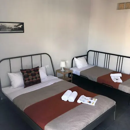 Near Las Ramblas And The Beach Apartamento Barcelona