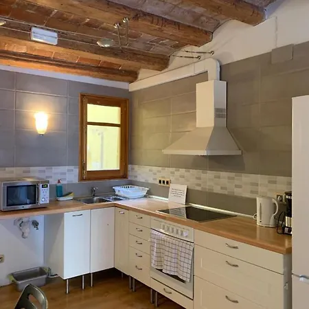 Near Las Ramblas And The Beach Apartamento